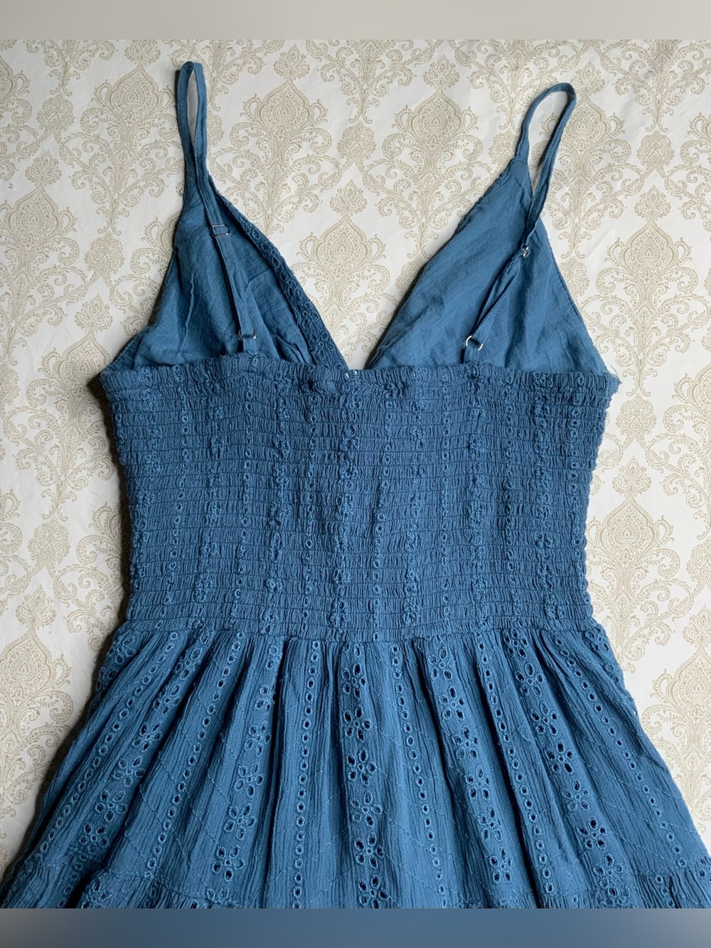 Women's Angie Eyelet Knot Front Mini Dress Large - Picture 13 of 13